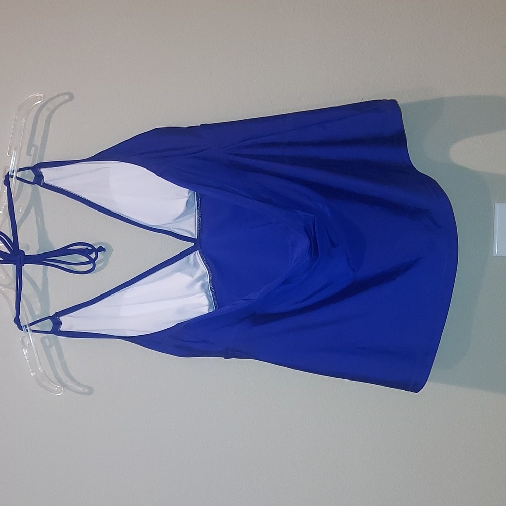 Tankini Swimwear Set - Picture 2 of 12